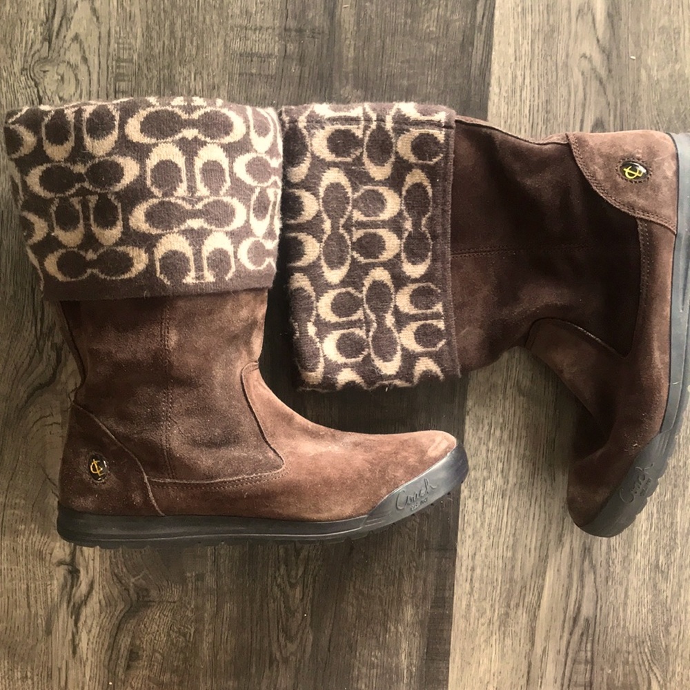 Vintage Coach brown suede winter boots